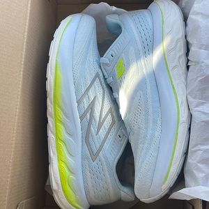 New Balance Fresh Foam Vongo v6 Running Shoes